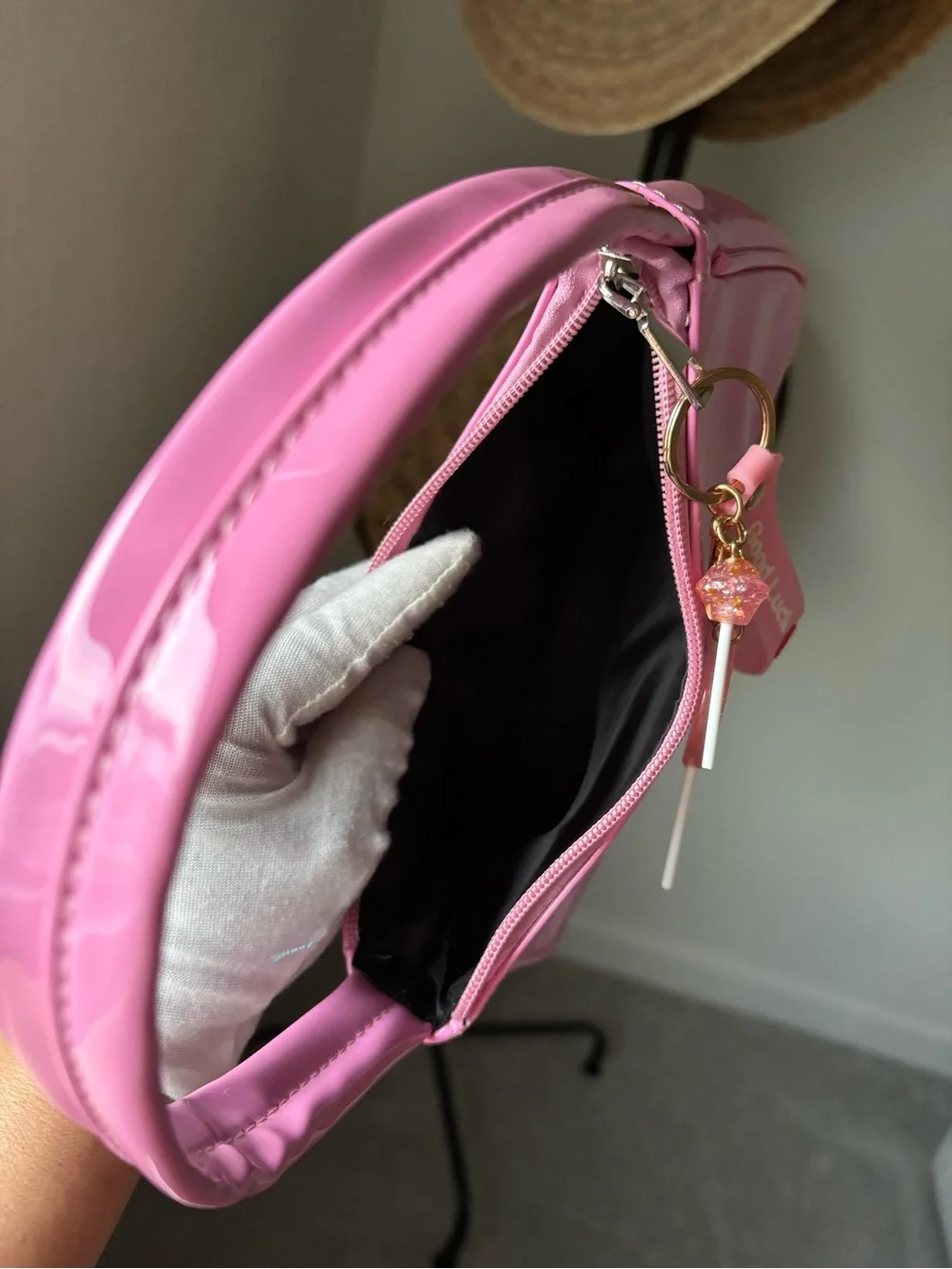 Y2K Pink Patent Shoulder Bag w/ Kawaii Charm Baguette Purse Cute Glossy